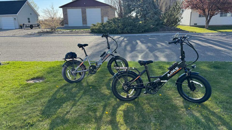 A2 Pre-Sale Announcement: Free Phone Mount or Rearview Mirror